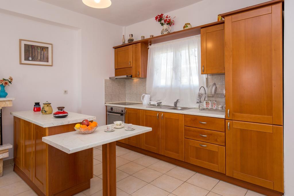 Grande Apartments Лименария Екстериор снимка
