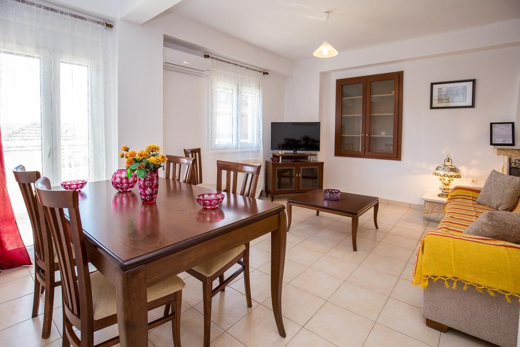 Grande Apartments Лименария Екстериор снимка