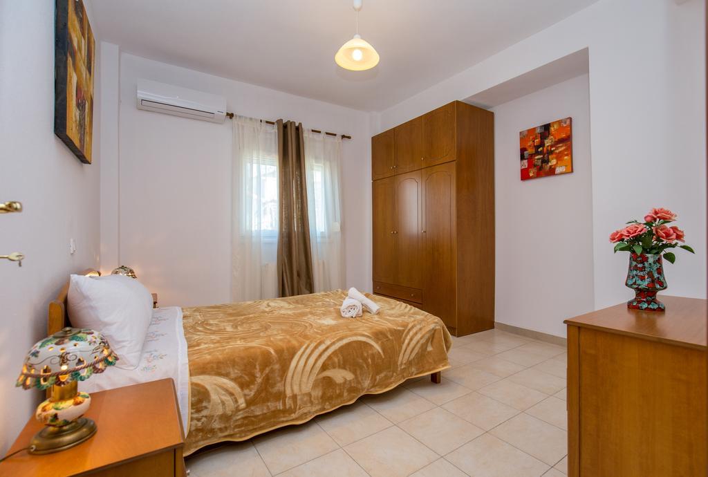 Grande Apartments Лименария Екстериор снимка