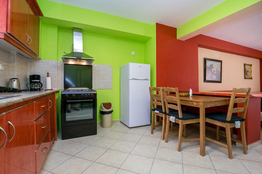 Grande Apartments Лименария Екстериор снимка