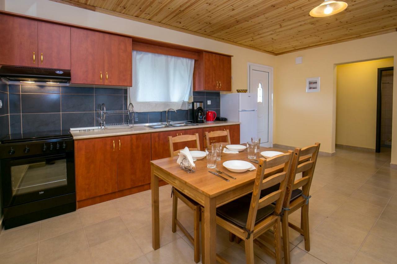Grande Apartments Лименария Екстериор снимка